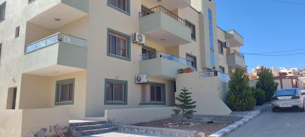 Noor Apartment Vádi Músza Kültér fotó