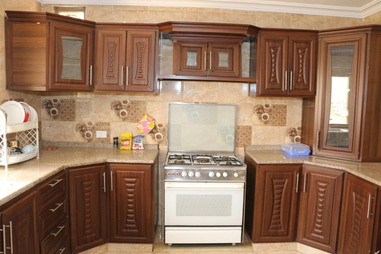 Noor Apartment Vádi Músza Kültér fotó